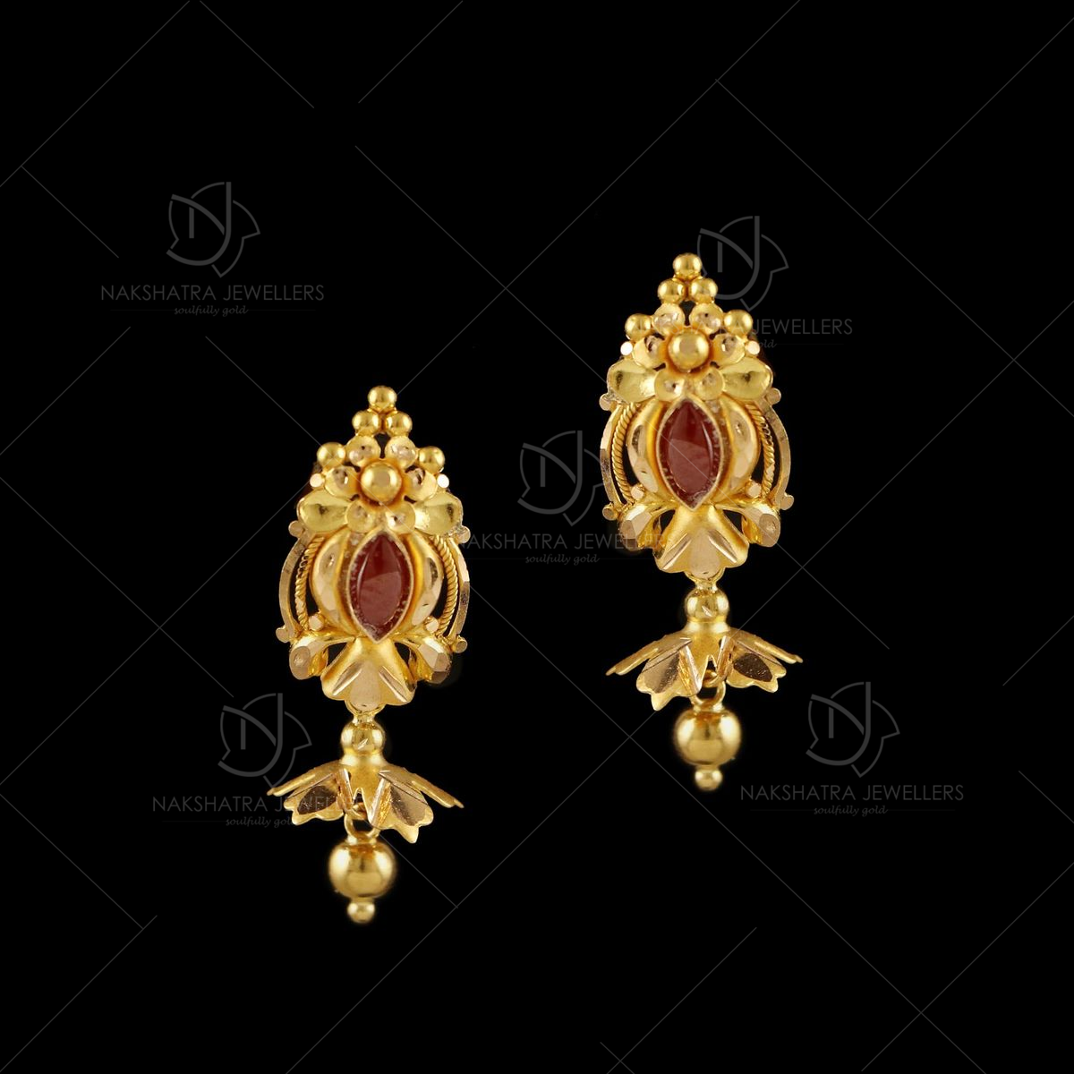 Gold Jimikki Kammal Earrings On Indian Stock Photo 2027989940 | Shutterstock